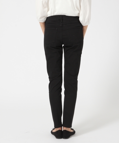 GLOBAL WORK（グローバルワーク）の「【抜群のストレッチ】カラースリムパンツ/759721（その他パンツ・レディース・ネイビー/ブラック/グリーン/ホワイト/ワインレッド・SMALL/LARGE/MEDIUM/X-LARGE）」の8枚目の写真