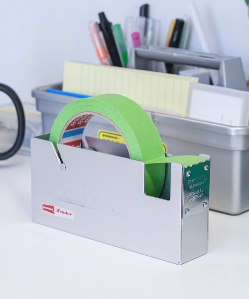 PENCO（ペンコ）の「テープ台 テープカッター penco ペンコ テープディスペンサー L（ステーショナリー・レディース・ネイビー/レッド/グリーン/アイボリー/シルバー・FREE）」の5枚目の写真