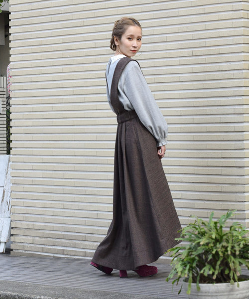 w closet（ダブルクローゼット）の「刺繍襟付きプルオーバー（Tシャツ/カットソー・レディース・オフホワイト/グレー/ラベンダー/チャコールグレー・FREE）」の7枚目の写真