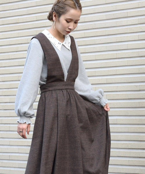 w closet（ダブルクローゼット）の「刺繍襟付きプルオーバー（Tシャツ/カットソー・レディース・オフホワイト/グレー/ラベンダー/チャコールグレー・FREE）」の5枚目の写真