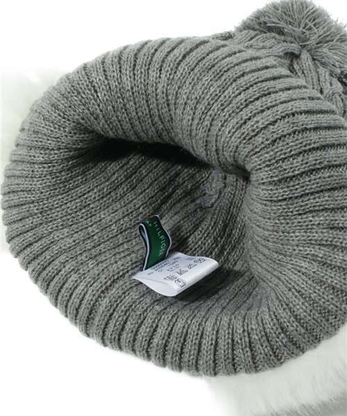 TOMMY HILFIGER（トミーヒルフィガー）の「CABLE EAR COVER HAT（ニットキャップ/ビーニー・メンズ・ホワイト/グレー・FREE）」の6枚目の写真