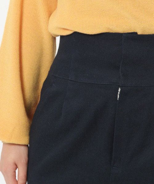 laboratory work（ラボラトリーワーク）の「レースアップタイトスカート（スカート・レディース・ベージュ/ネイビー/オフホワイト・MEDIUM）」の12枚目の写真