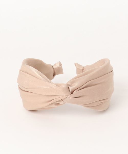 Fun & Daily（ファンアンドデイリー）の「F&D : ワイドブリミングカチューシャ（カチューシャ・レディース・ベージュ/グレー/グリーン/パープル/ブラック/ピンク/マスタード・FREE）」の3枚目の写真