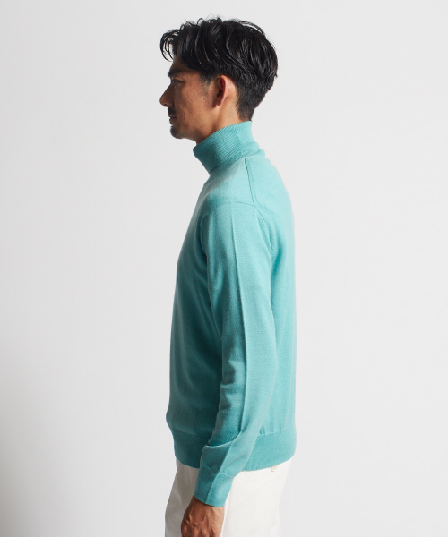 DESIGNWORKS(デザインワークス)の「メリノウール タートルネックニット(ニット/セーター・メンズ・ホワイト/ネイビー/エメラルド/ボルドー・S/M/L)」の9枚目の写真