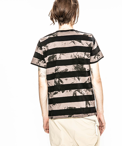 ACANTHUS(アカンサス)の「mt5319-embroidery logo uneven dyeborder Tee Tシャツ(Tシャツ/カットソー・メンズ・ホワイト×ネイビー/ブラック系その他/ホワイト×ブラック・S/L/M)」の8枚目の写真
