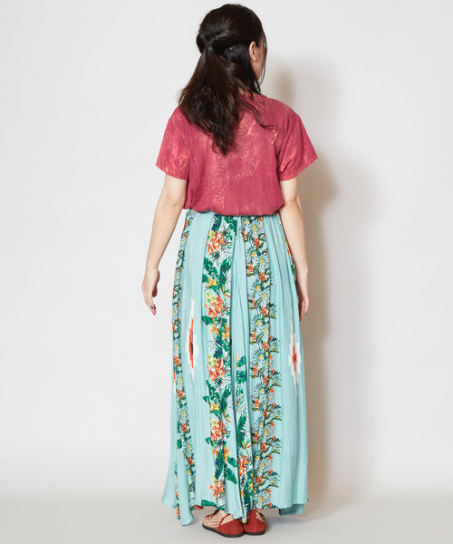 チャイハネ(チャイハネ)の「【チャイハネ】トロピカルフラワーマキシスカート(スカート・レディース・ベージュ/ブラック/ブルー・FREE)」の15枚目の写真