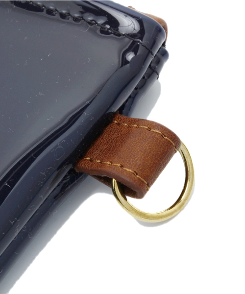 AMERICAN RAG CIE（アメリカンラグシー）の「TREMOULIERE/702-TMO-FLAT CASE VINYL（クラッチバッグ・レディース・イエロー/ネイビー・ONE SIZE）」の4枚目の写真