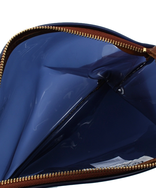 AMERICAN RAG CIE（アメリカンラグシー）の「TREMOULIERE/702-TMO-FLAT CASE VINYL（クラッチバッグ・レディース・イエロー/ネイビー・ONE SIZE）」の5枚目の写真