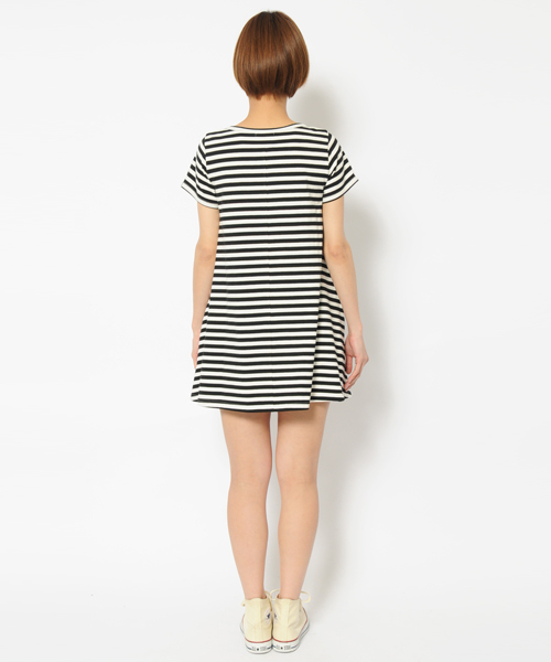MILKFED.(ミルクフェド)の「JERSEY S/S TEE DRESS MFD (ワンピース/半袖/ボーダー/無地)(ワンピース・レディース・ホワイト/ブラック/ネイビー・SMALL/MEDIUM)」の7枚目の写真
