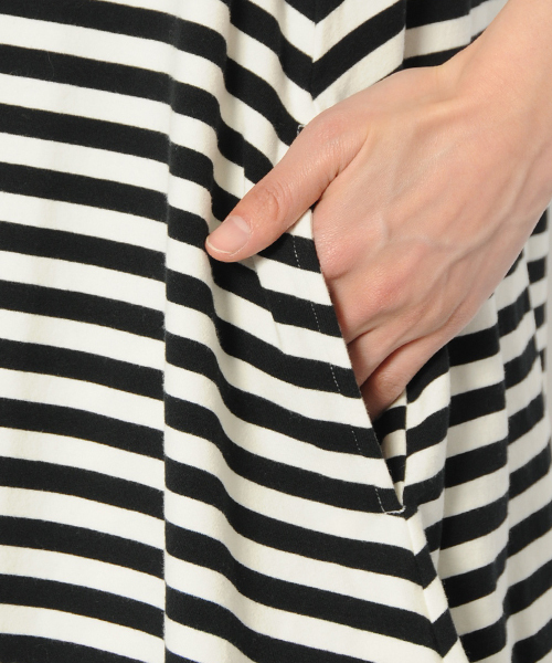MILKFED.(ミルクフェド)の「JERSEY S/S TEE DRESS MFD (ワンピース/半袖/ボーダー/無地)(ワンピース・レディース・ホワイト/ブラック/ネイビー・SMALL/MEDIUM)」の9枚目の写真