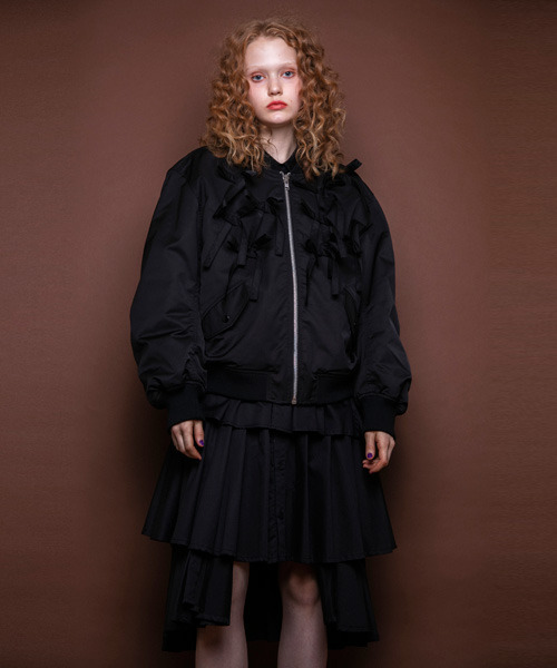 Candy Stripper（キャンディストリッパー）の「RIBBON RIBBON RIBBON MA-1（MA-1・レディース・ブラック/グレー/ピンク・1/2）」の2枚目の写真