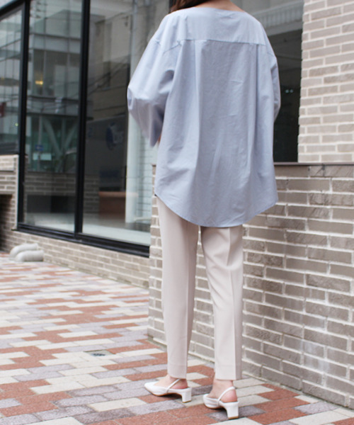 MODE ROBE（モードローブ）の「センタータックストレートパンツ（その他パンツ・レディース・ベージュ/ブラック・S/M/L）」の7枚目の写真