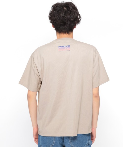 LAKOLE(ラコレ)の「オーロラプリントTシャツ / LAKOLE(Tシャツ/カットソー・メンズ・ブラック/ホワイト/ライトグレー・MEDIUM/LARGE)」の5枚目の写真
