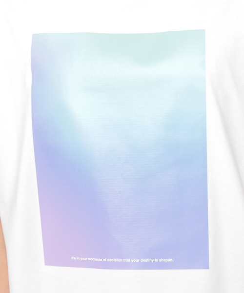 LAKOLE(ラコレ)の「オーロラプリントTシャツ / LAKOLE(Tシャツ/カットソー・メンズ・ブラック/ホワイト/ライトグレー・MEDIUM/LARGE)」の10枚目の写真