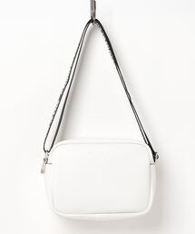 Calvin Klein（カルバン・クライン）の「スモール クロスボディバッグ