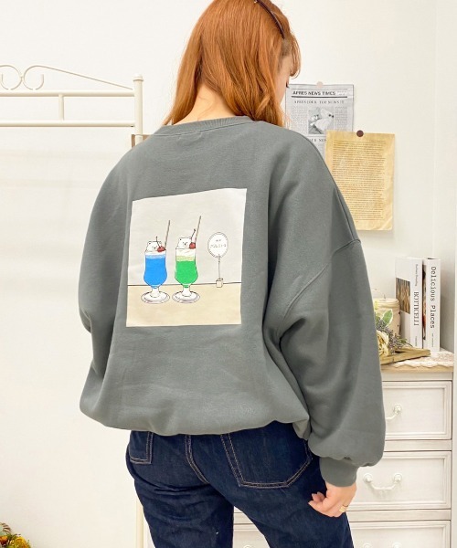 apres jour（アプレジュール）の「アソート袖ボリュームスウェット【ZOZOTOWN限定アイテム】（スウェット・レディース・ブラック/ダークブラウン/ブルー/アイボリー/その他/クリーム/ラベンダー/ホワイト系その他/ダークブルー/ブルー系その他/パープル系その他・X-LARGE/フリー）」の8枚目の写真
