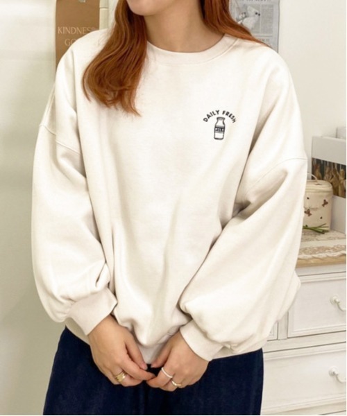 apres jour（アプレジュール）の「アソート袖ボリュームスウェット【ZOZOTOWN限定アイテム】（スウェット・レディース・ブラック/ダークブラウン/ブルー/アイボリー/その他/クリーム/ラベンダー/ホワイト系その他/ダークブルー/ブルー系その他/パープル系その他・X-LARGE/フリー）」の18枚目の写真