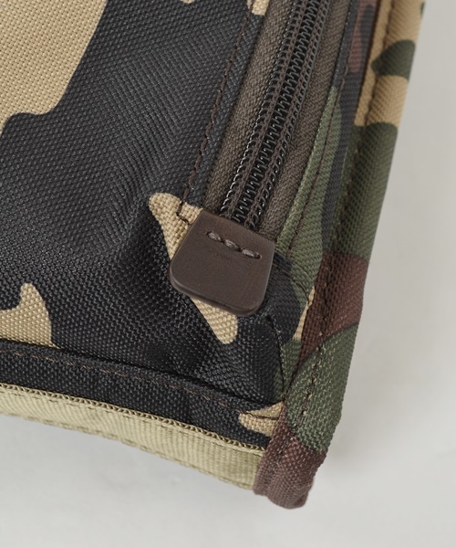 【廃盤】未使用品　TUMI SHIPS 別注　クラッチバッグ　カモフラージュ柄 TUMI（トゥミ）の「TUMI for SHIPS: 【カモフラージュ】 ニュー