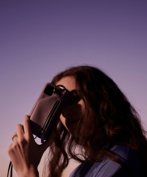 ひも付き Iphone12mini スマホケース カバー Ajew エジュー のファッション Ajew エジュー