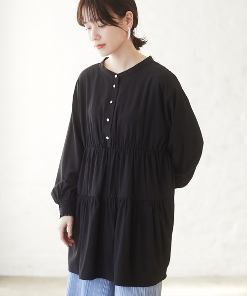 Green　Parks（グリーンパークス）の「<前後2way>ティアードチュニックブラウス＊（チュニック・レディース・ブラック/オフホワイト/ミント/ピンクベージュ・FREE）」の6枚目の写真