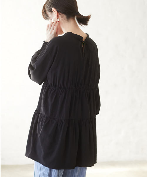 Green　Parks（グリーンパークス）の「<前後2way>ティアードチュニックブラウス＊（チュニック・レディース・ブラック/オフホワイト/ミント/ピンクベージュ・FREE）」の15枚目の写真