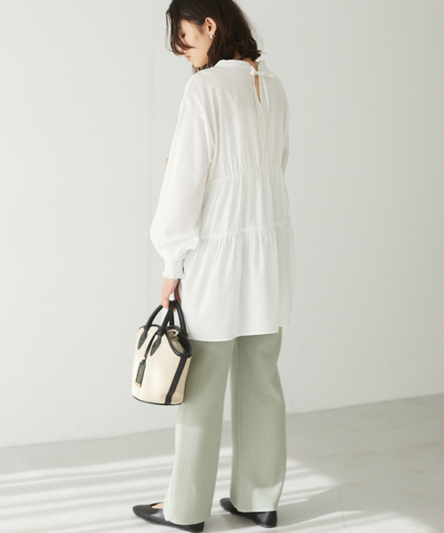 Green　Parks（グリーンパークス）の「<前後2way>ティアードチュニックブラウス＊（チュニック・レディース・ブラック/オフホワイト/ミント/ピンクベージュ・FREE）」の20枚目の写真