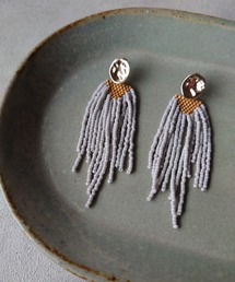 【i.m.posto】ビーズフリンジスタッドピアス/チタン