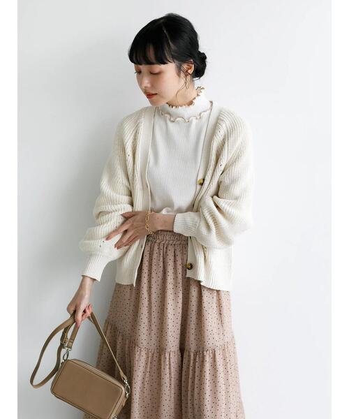 earth music&ecology（アースミュージックアンドエコロジー）の「BIGシルエットカーディガン ＊（カーディガン/ボレロ・レディース・ラベンダー/ベージュ/アイボリー/サックスブルー・FREE）」の6枚目の写真