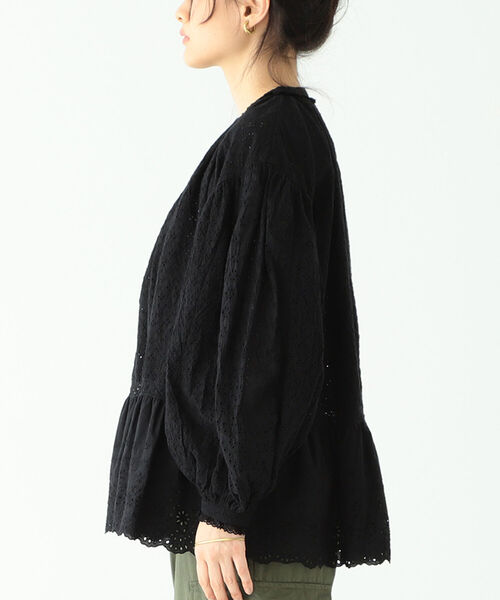 BEAMS BOY（ビームスボーイ）の「BEAMS BOY / カットワーク ロングスリーブ スモック（シャツ/ブラウス・レディース・オフホワイト/ブラック・ONE SIZE）」の9枚目の写真