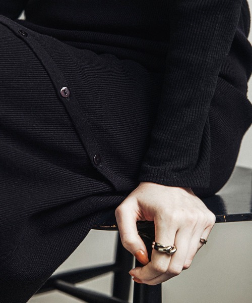 ACCL(エーシーシーエル)の「テレコアシメスカート(スカート・レディース・ベージュ/ピンクベージュ/ブラック・FREE)」の8枚目の写真