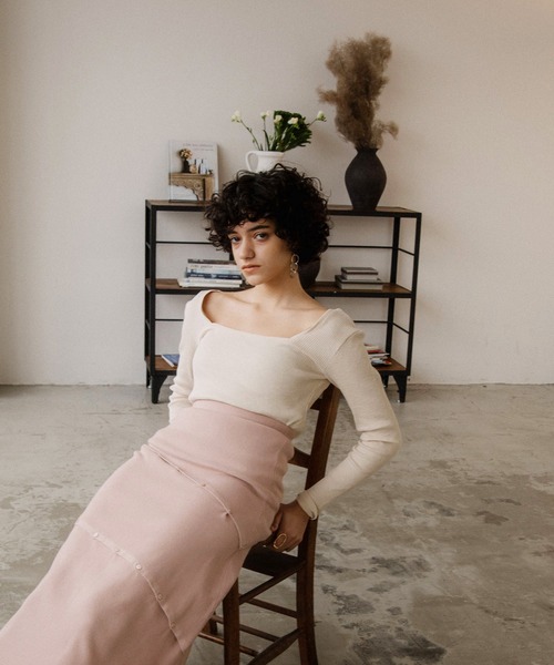 ACCL(エーシーシーエル)の「テレコアシメスカート(スカート・レディース・ベージュ/ピンクベージュ/ブラック・FREE)」の10枚目の写真