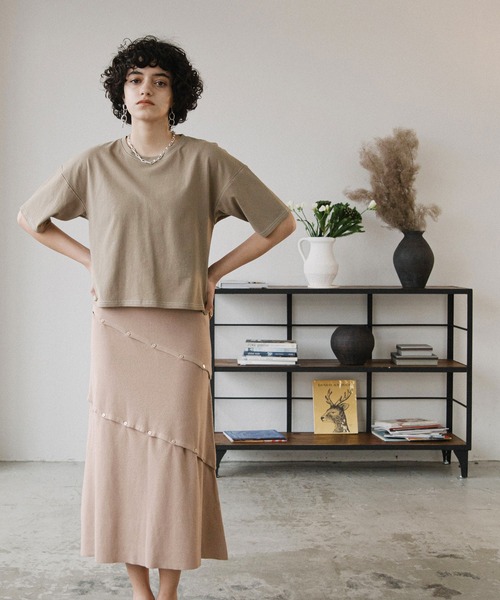 ACCL(エーシーシーエル)の「テレコアシメスカート(スカート・レディース・ベージュ/ピンクベージュ/ブラック・FREE)」の14枚目の写真