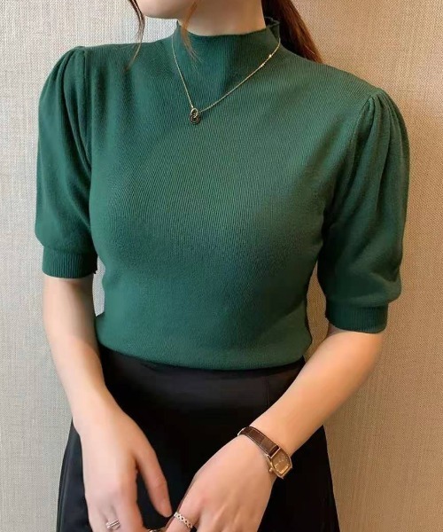 ABITOKYO（アビトーキョー）の「パワーショルダーハイネックプルオーバー（ニット/セーター・レディース・ホワイト/ブラック/ベージュ/グレー/イエロー/グリーン/カーキブラウン・FREE）」の10枚目の写真