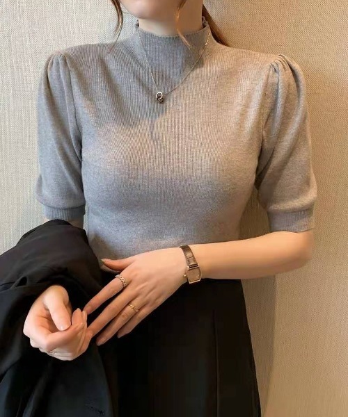 ABITOKYO（アビトーキョー）の「パワーショルダーハイネックプルオーバー（ニット/セーター・レディース・ホワイト/ブラック/ベージュ/グレー/イエロー/グリーン/カーキブラウン・FREE）」の20枚目の写真