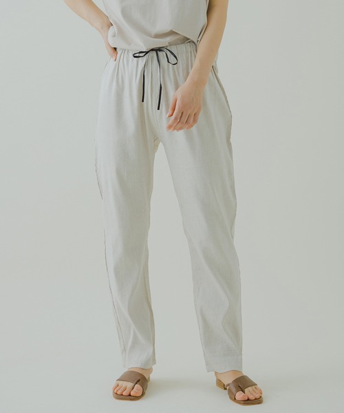 Kelen(ケレン)の「「KELEN / ケレン」リネンレーヨンイージーパンツ"Alto Linen"(その他パンツ・レディース・チャコールグレー/ブラック/アイボリー/グレイッシュベージュ・S/M/L/XS)」の2枚目の写真