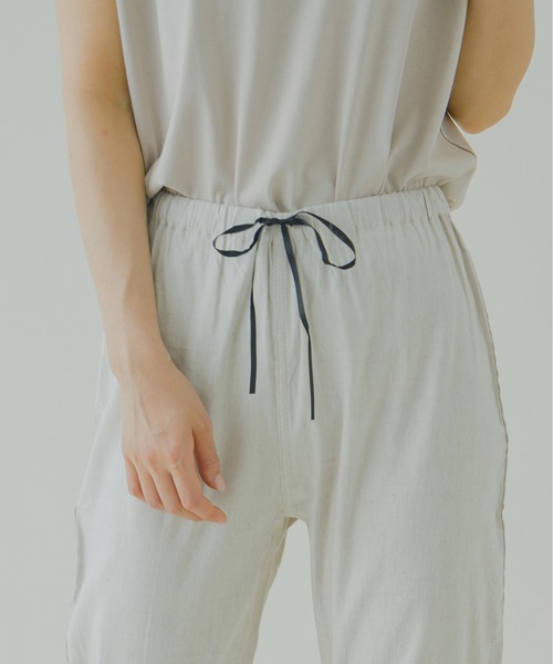 Kelen(ケレン)の「「KELEN / ケレン」リネンレーヨンイージーパンツ"Alto Linen"(その他パンツ・レディース・チャコールグレー/ブラック/アイボリー/グレイッシュベージュ・S/M/L/XS)」の18枚目の写真