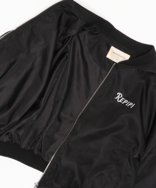 repipi armario(レピピ アルマリオ)の「バックプリントMA-1(MA-1・キッズ・カーキ/ブラック・SMALL/LARGE/MEDIUM)」の3枚目の写真