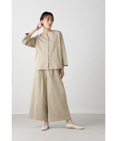 human woman(ヒューマンウーマン)の「≪Japan Couture≫ハイゲージ裏毛ブラウス(シャツ/ブラウス・レディース・ネイビー/ダークベージュ・MEDIUM)」の16枚目の写真