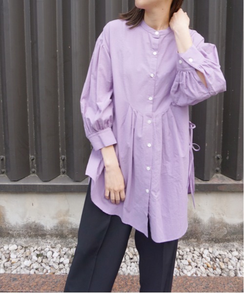 AZUL ENCANTO(アズールエンカント)の「バンドカラー袖ボリュームブラウス(シャツ/ブラウス・レディース・ホワイト/ベージュ/パープル・FREE)」の3枚目の写真