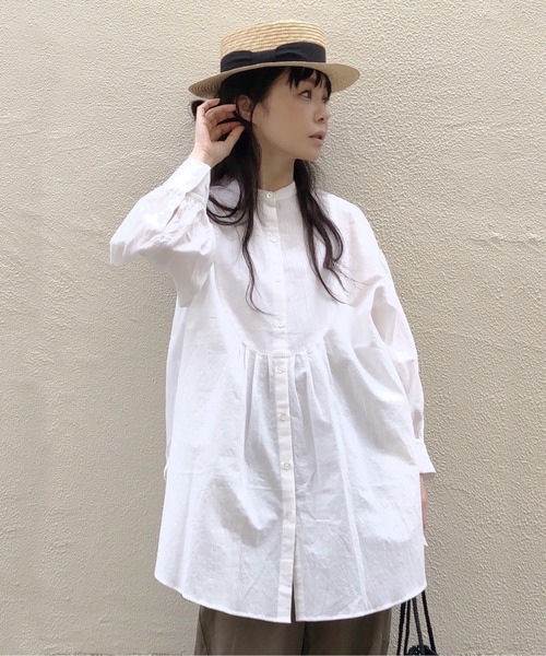 AZUL ENCANTO(アズールエンカント)の「バンドカラー袖ボリュームブラウス(シャツ/ブラウス・レディース・ホワイト/ベージュ/パープル・FREE)」の11枚目の写真