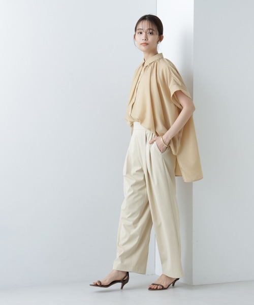 NANO universe（ナノユニバース）の「【WEB限定】ギャザーオーバーシャツブラウス（シャツ/ブラウス・レディース・ベージュ/ホワイト/ブラック・マルチサイズ）」の21枚目の写真