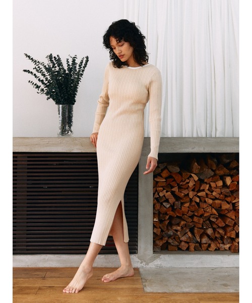 Vicente（ヴィセンテ）の「【パット付き】 Back open long onepiece（ワンピース・レディース・ベージュ/ブラック・FREE）」の7枚目の写真