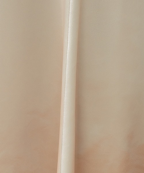 COMME CA ISM（コムサイズム）の「サテンマーメイドスカート（スカート・レディース・キャメル/グレイッシュベージュ・SMALL/MEDIUM/LARGE）」の6枚目の写真