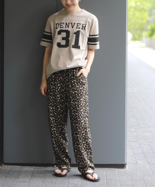 SLOBE IENA（スローブイエナ）の「【Champion / チャンピオン】 DENVER SHORT SLEEVE Tシャツ【洗濯機洗い可】（Tシャツ/カットソー・レディース・ホワイト/ベージュ・FREE）」の13枚目の写真