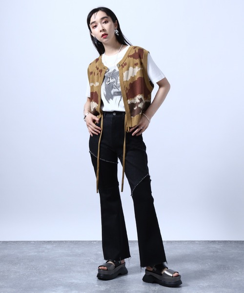 HARE（ハレ）の「ABSTRACTバックリボンニットベスト(HARE)（ベスト・レディース・グレー/ブラウン・FREE）」の3枚目の写真