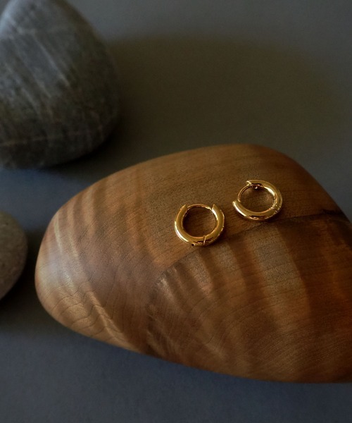 Diliraba（ディリラバ）の「【Diliraba】サージカルステンレス ゴールド フープピアスセット 小（ピアス（両耳用）・レディース・ゴールド・FREE）」の11枚目の写真