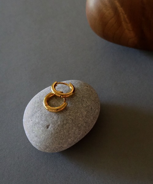 Diliraba（ディリラバ）の「【Diliraba】サージカルステンレス ゴールド フープピアスセット 小（ピアス（両耳用）・レディース・ゴールド・FREE）」の12枚目の写真