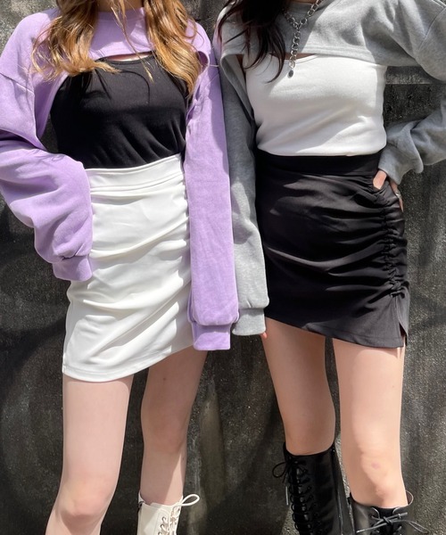 WEGO(ウィゴー)の「WEGO/サイドギャザーミニスカート(スカート・レディース・ホワイト/ブラック・SMALL/MEDIUM)」の3枚目の写真