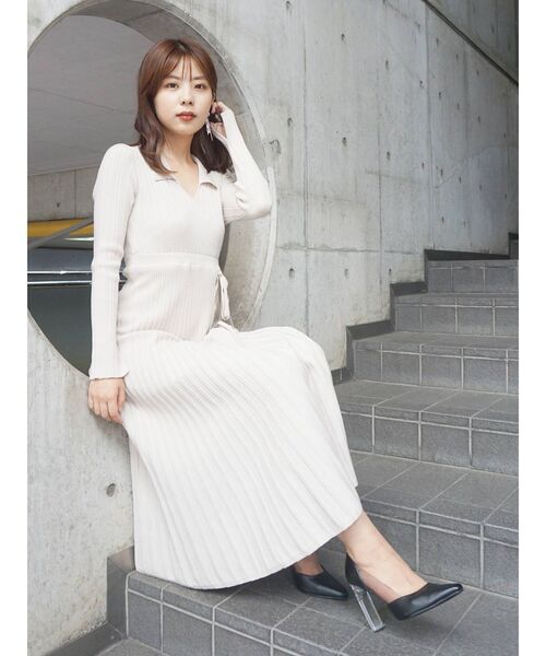 MERCURYDUO（マーキュリーデュオ）の「レースアップポロニットワンピース（ワンピース・レディース・ベージュ/イエロー/ネイビー・FREE）」の12枚目の写真