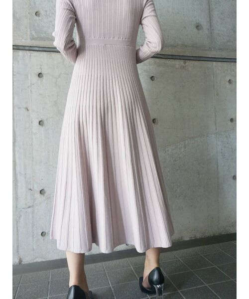 MERCURYDUO（マーキュリーデュオ）の「レースアップポロニットワンピース（ワンピース・レディース・ベージュ/イエロー/ネイビー・FREE）」の18枚目の写真